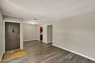 476 Bentwood Ln in Orange Park, FL - Building Photo - Building Photo