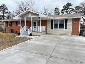 126 Bunker Hill Rd in Fayetteville, NC - Building Photo - Building Photo