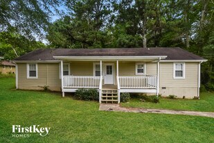 6774 James D. Simpson Ave in Douglasville, GA - Building Photo