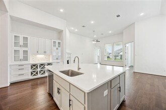 1329 Marina Grand Terrace in Volente, TX - Building Photo - Building Photo