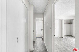 1811 Parnell Ave in Los Angeles, CA - Building Photo - Building Photo