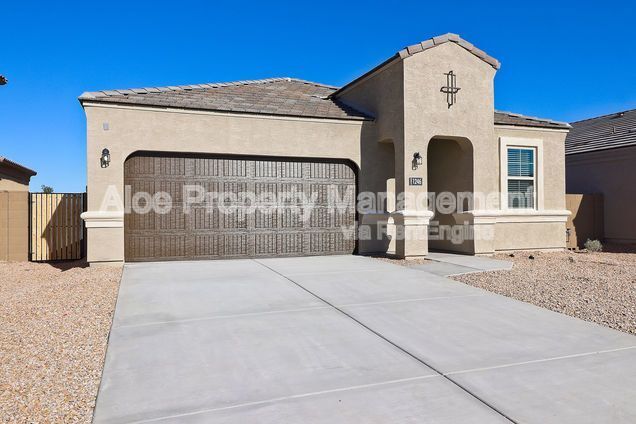 property at 1246 E Paul Dr