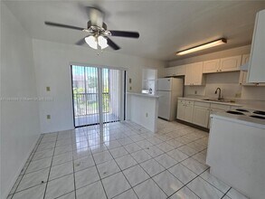 10350 SW 220th St in Cutler Bay, FL - Building Photo - Building Photo