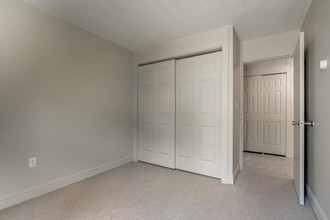 80 Herrick St in Beverly, MA - Building Photo - Interior Photo