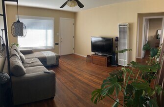 1035 64th St in Sacramento, CA - Building Photo - Building Photo