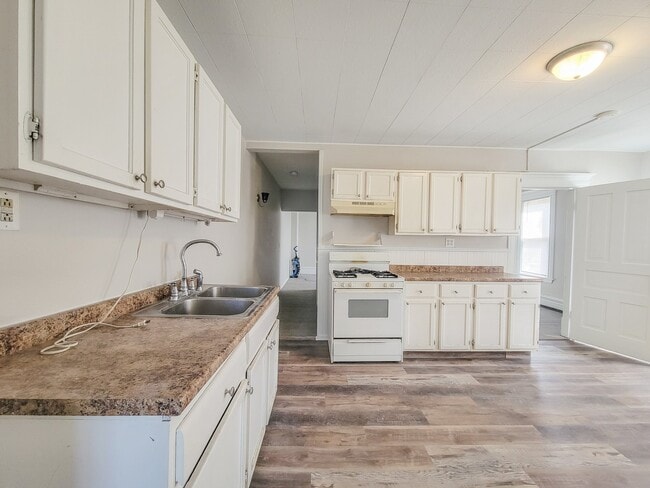 property at 644 Van Buren St NE