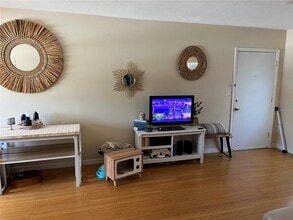 6980 Avenue Des Palais in South Pasadena, FL - Building Photo - Building Photo