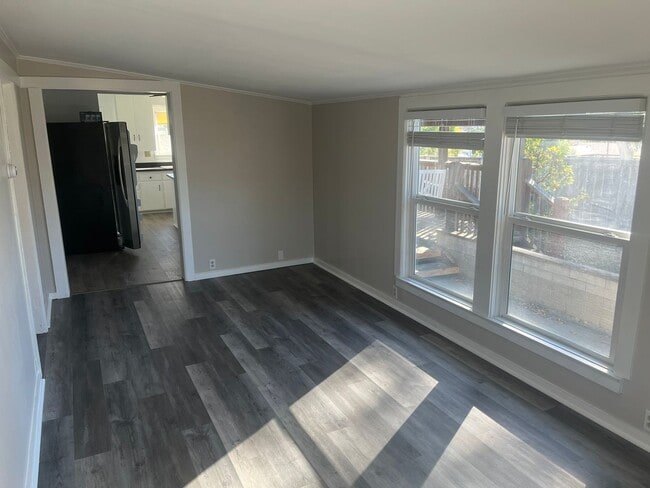 705 Grapevine Rd in Vista, CA - Building Photo - Building Photo