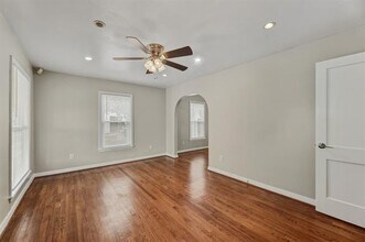 1808 Random Rd in Carrollton, TX - Building Photo - Building Photo