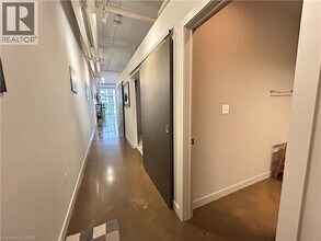 66 Bay St S in Hamilton, ON - Building Photo - Building Photo