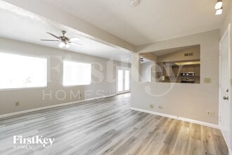 246 Denver Way in Henderson, NV - Foto de edificio - Building Photo