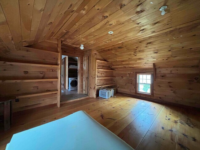 3550 Coolidge Hwy, Unit 2 in Guilford, VT - Building Photo - Building Photo
