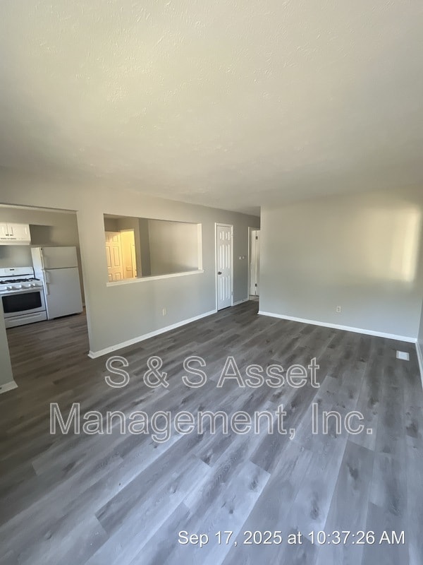 2123 Webster St in Lansing, MI - Building Photo - Building Photo