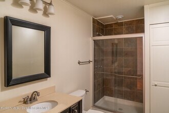 430 Warren St in Hudson, NY - Building Photo - Building Photo