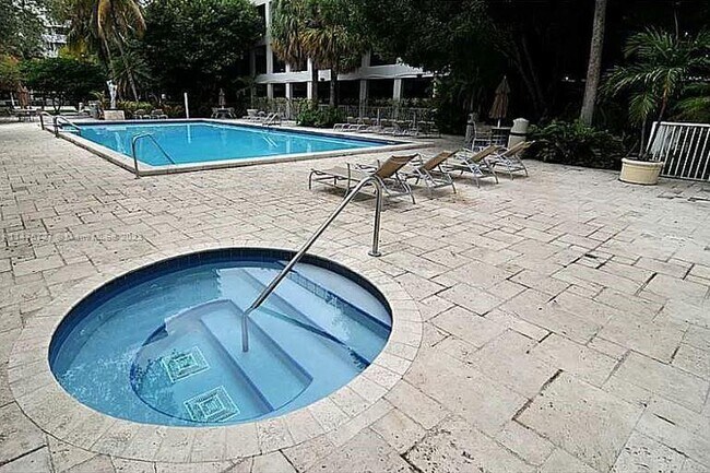 850 N Miami Ave, Unit W-307 in Miami, FL - Building Photo - Building Photo
