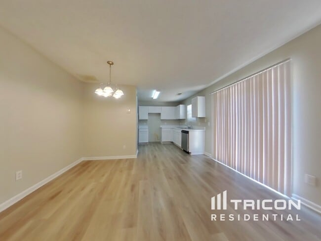 1217 Andrews Dr in Lithia Springs, GA - Building Photo - Building Photo