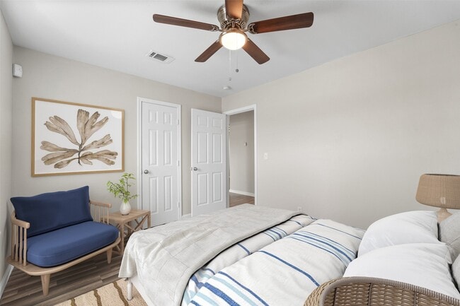 property at 44422 US-290 BUS