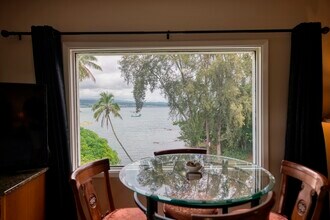 355 Kalanianaole St in Hilo, HI - Building Photo - Building Photo