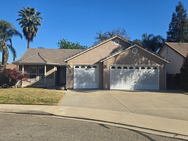 property at 4722 W Nicholas Ct