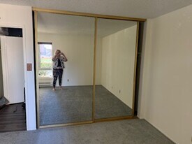 802 N Delaware St, Unit Apt 212 in San Mateo, CA - Building Photo
