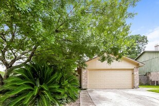 20142 Misty Pines Dr in Humble, TX - Building Photo