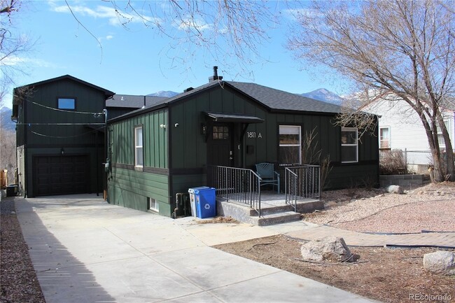 property at 1811 W Bijou St