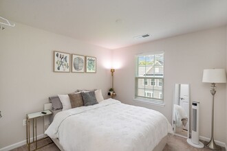 1118 Dovetail Cir in Fredericksburg, VA - Building Photo - Building Photo