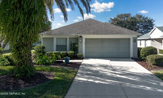 1325 Fairway Village Dr in Orange Park, FL - Building Photo