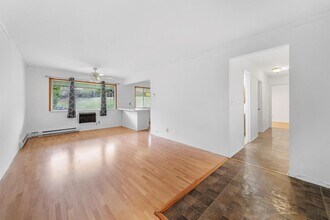 1414 Old Country Rd in Elmsford, NY - Building Photo - Building Photo