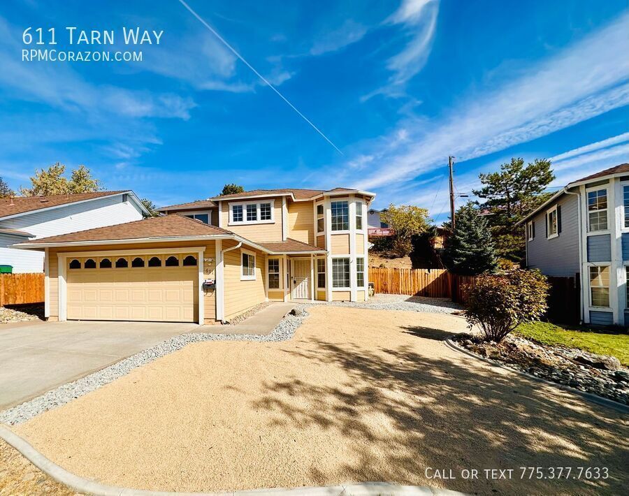 611 Tarn Way in Reno, NV - Building Photo