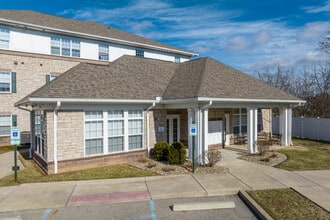 Rowan Apartments in Parkersburg, WV - Foto de edificio - Building Photo