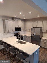 1002 Madeira Terrace SE in Leesburg, VA - Building Photo - Building Photo