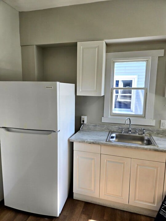 316 Hawkins St in Providence, RI - Building Photo