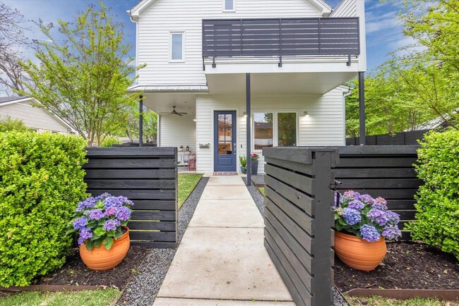 property at 1303 Harriet Ct