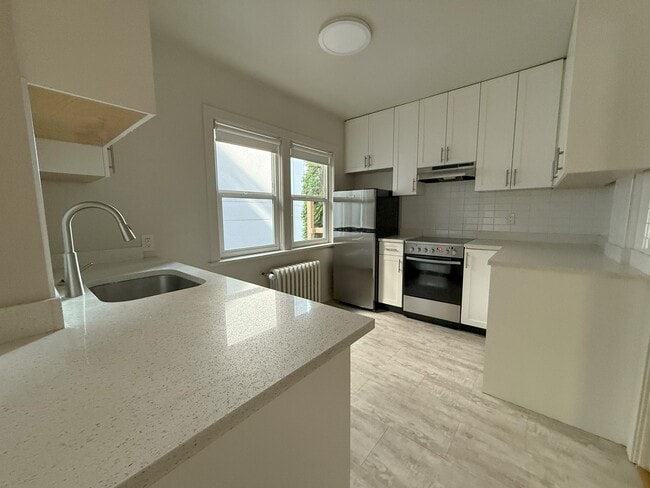 property at 1003 Wolfe Av