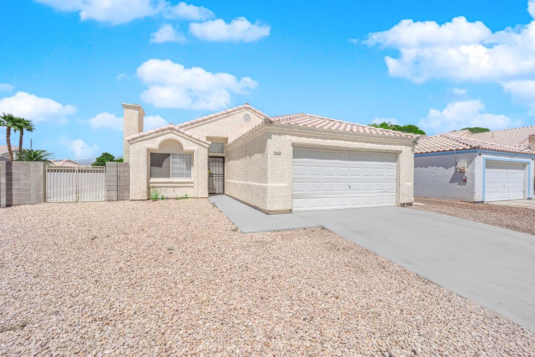 1848 Del Monico Way in North Las Vegas, NV - Building Photo