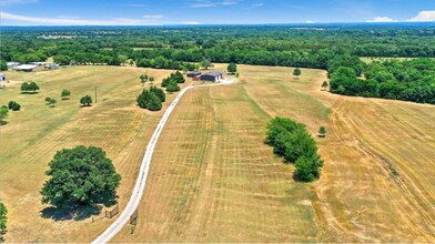 424 Barbara Ln in Sherman, TX - Building Photo - Building Photo
