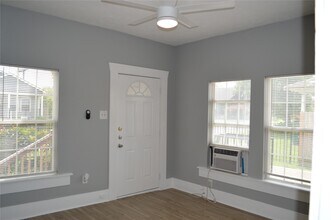 303 Vincent St in Houston, TX - Building Photo - Building Photo
