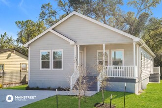 1913 Ferguson Way in Houston, TX - Building Photo - Building Photo