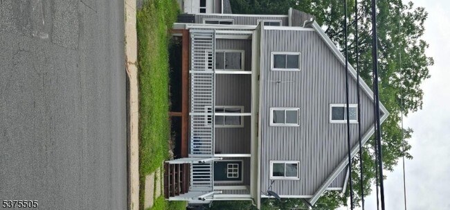 194 Main St in Newton, NJ - Building Photo - Building Photo