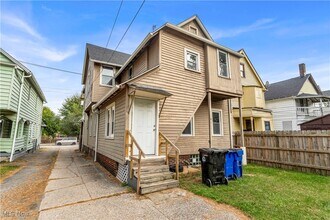 3122 W 30th St in Cleveland, OH - Foto de edificio - Building Photo