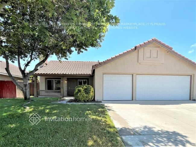 32390 Ontario Way, Unit Apt. D in Lake Elsinore, CA - Building Photo - Building Photo