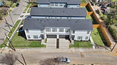 302 E 7th St in Dallas, TX - Building Photo - Building Photo