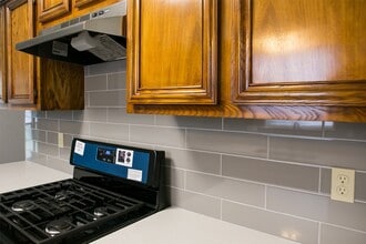 12051 Creekhurst Dr in Houston, TX - Building Photo - Building Photo