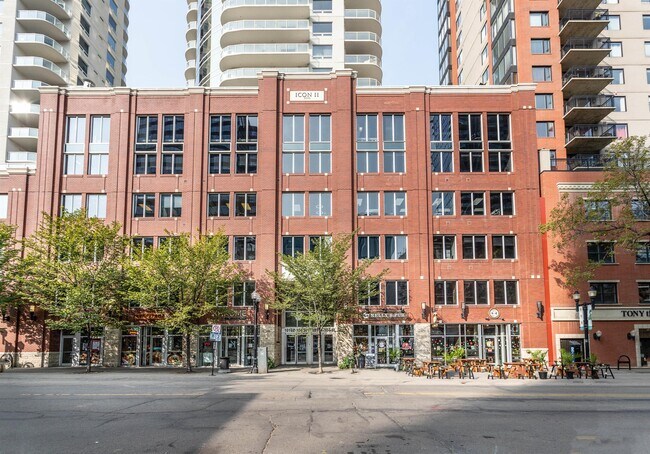 10152-10104 104 St NW in Edmonton, AB - Building Photo - Building Photo