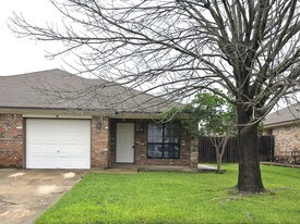 1411 Nicholas Cir in Killeen, TX - Building Photo