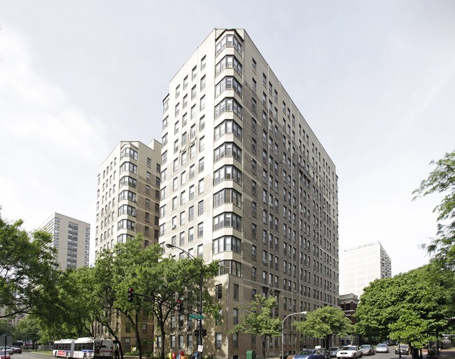 2970 N Sheridan