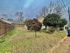 807 3rd St in Kings Mountain, NC - Building Photo - Building Photo