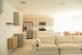 6305 Milestone Lp in Palmetto, FL - Building Photo - Building Photo