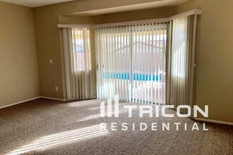 1505 Sagebrush Ranch Way in North Las Vegas, NV - Building Photo - Building Photo